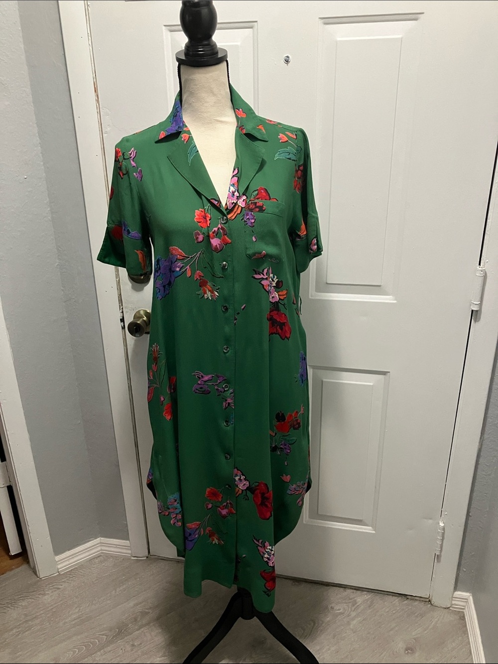 Maeve Green Floral Button-Front Midi Dress